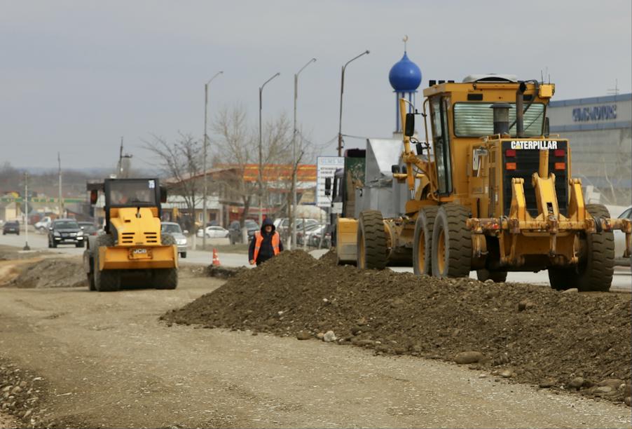 В Чеченской Республике общественники проинспектировали региональные дороги, которые реконструируют по нацпроекту